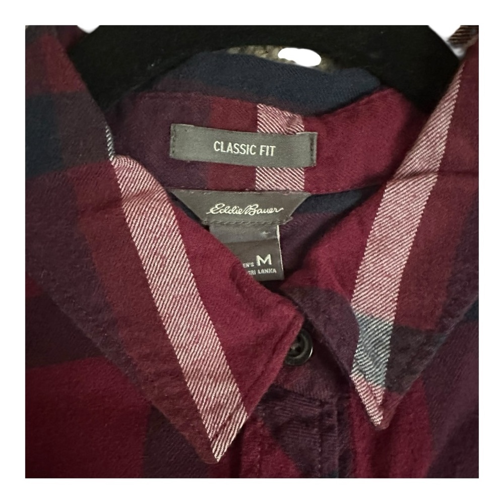 Eddie Bauer Mens Classic Fit Plaid Button Down Long Sleeve Shirt Burgundy Navy M - Picture 2 of 4